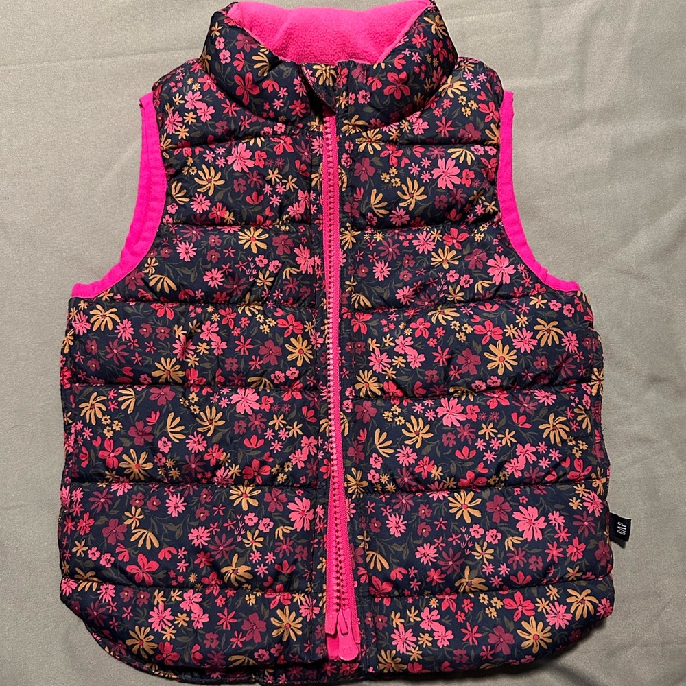 Girls size 2 gap vest